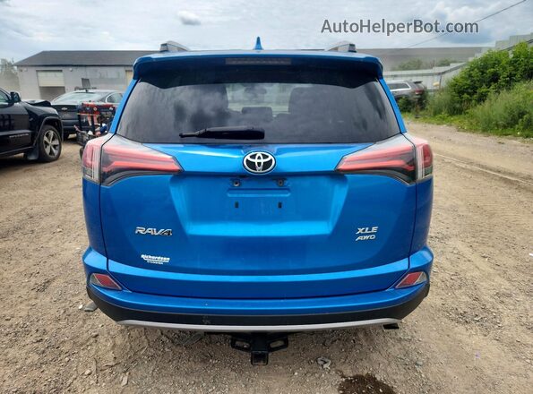 2T3RFREV5HW619120 2017 TOYOTA RAV4 Blue Widok z tyłu