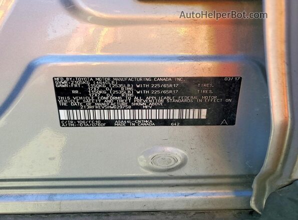 2T3RFREV5HW629758 2017 TOYOTA RAV4 Silver VIN კოდის სტიკერის ხედი