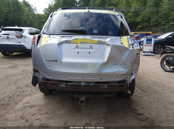2T3RFREV6HW567335 2017 TOYOTA RAV4 Silver Դիմացի տեսք