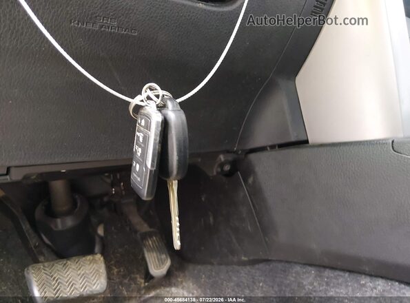 2T3RFREV6HW567335 2017 TOYOTA RAV4 Silver Առջևի վահանակի տեսք