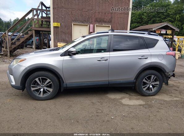 2T3RFREV6HW567335 2017 TOYOTA RAV4 Silver Սալոնի 360 աստիճան տեսք