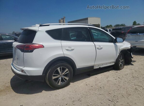 2T3RFREV6HW666382 2017 TOYOTA RAV4 Белый Задняя правая четверть