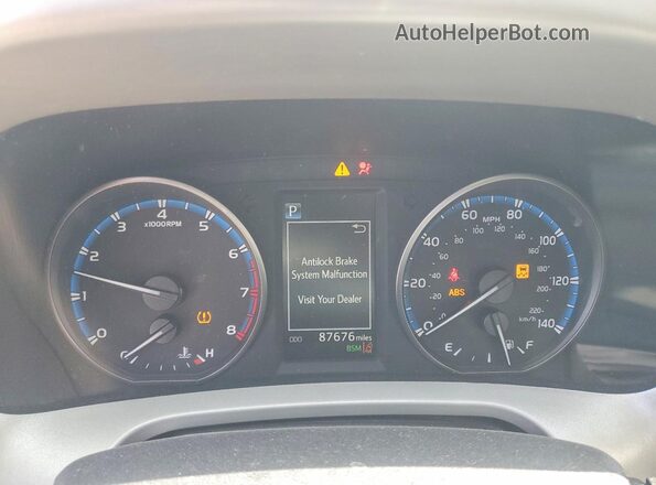 2T3RFREV6HW666382 2017 TOYOTA RAV4 Белый Вид щитка приборов
