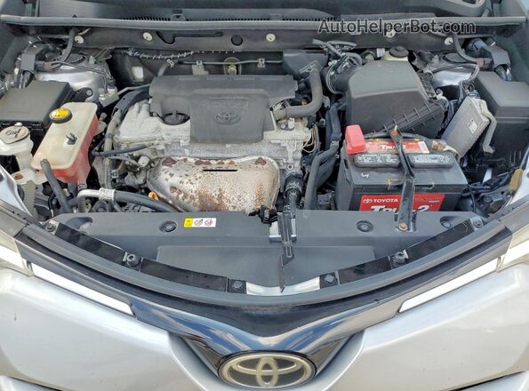 2T3RFREV6HW686468 2017 TOYOTA RAV4 Silver Շարժիչի բաժամունքի տեսք