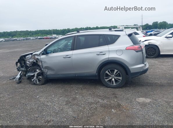 2T3RFREV6HW689788 2017 TOYOTA RAV4 Серебряный Панорамный вид салона 360°