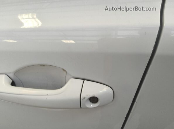 2T3RFREV6JW750787 2018 TOYOTA RAV4 White 