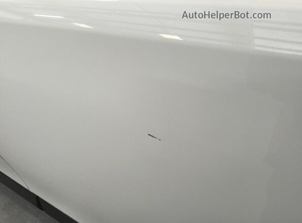 2T3RFREV6JW750787 2018 TOYOTA RAV4 White 