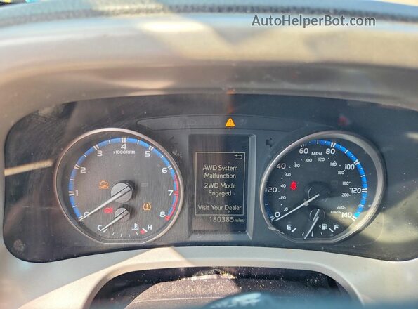 2T3RFREV6JW803195 2018 TOYOTA RAV4 Black Вид щитка приладів