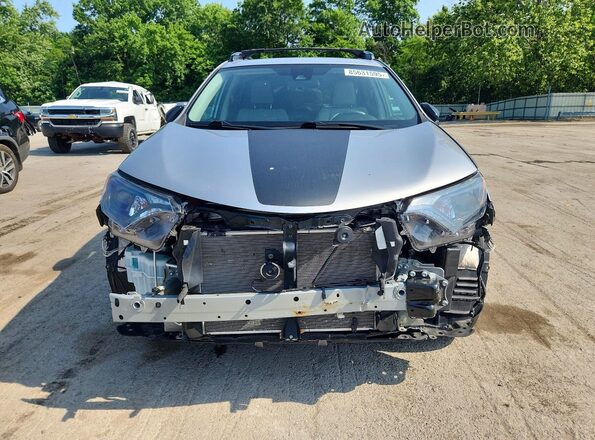 2T3RFREV6JW816142 2018 TOYOTA RAV4 Silver წინა ხედი