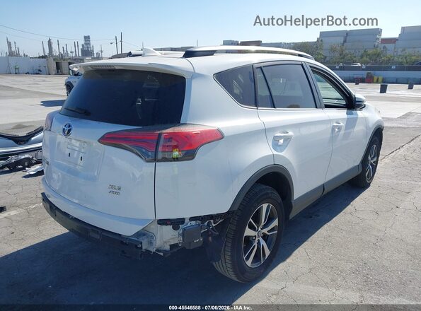 2T3RFREV6JW823687 2018 TOYOTA RAV4 White Tył prawy