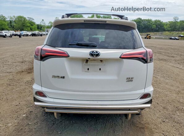 2T3RFREV6JW857645 2018 TOYOTA RAV4 White Vista trasera