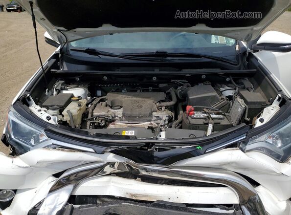 2T3RFREV6JW857645 2018 TOYOTA RAV4 White Vista del compartimento del motor