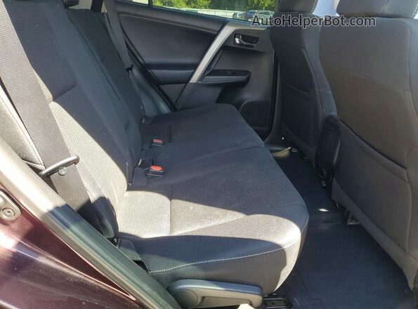 2T3RFREV7GW512200 2016 TOYOTA RAV4 Purple Вид задньої частини салону
