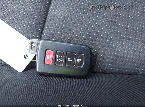 2T3RFREV7JW711917 2018 TOYOTA RAV4 Gray წინა პანელის ხედი