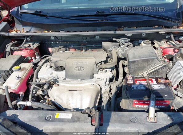 2T3RFREV8HW646246 2017 TOYOTA RAV4 Red Вид ззаду