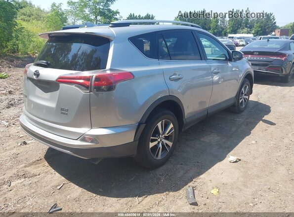 2T3RFREV8HW690652 2017 TOYOTA RAV4 Silver Հետևի աջ