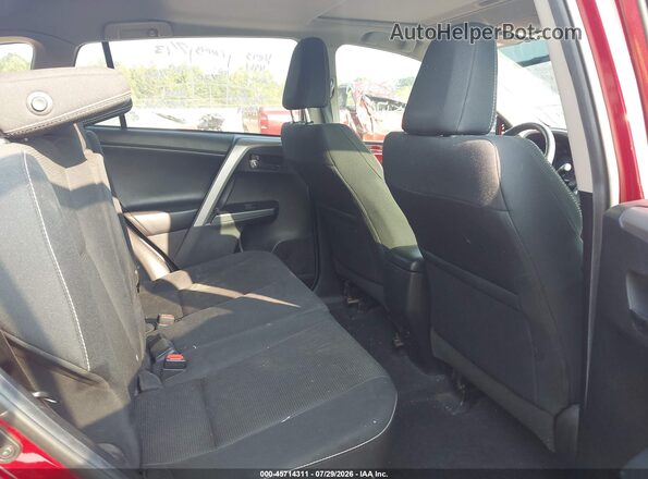 2T3RFREV8JW704961 2018 TOYOTA RAV4 Red VIN կոդի պիտակի տեսք