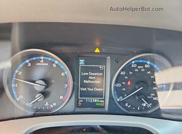 2T3RFREV8JW732307 2018 TOYOTA RAV4 Burgundy Instrument cluster view