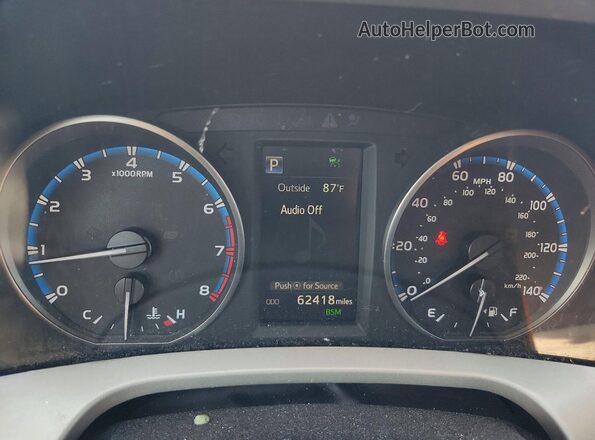 2T3RFREV8JW771608 2018 TOYOTA RAV4 Purple Instrument cluster view