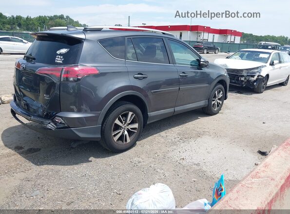 2T3RFREV8JW831032 2018 TOYOTA RAV4 Gray Trasero derecho