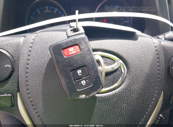 2T3RFREV8JW831032 2018 TOYOTA RAV4 Gray Vista del salpicadero
