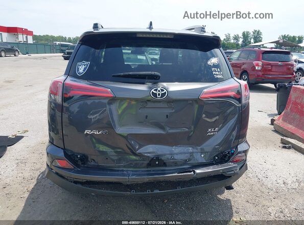 2T3RFREV8JW831032 2018 TOYOTA RAV4 Gray 