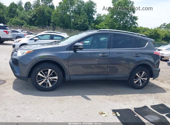2T3RFREV8JW831032 2018 TOYOTA RAV4 Gray 