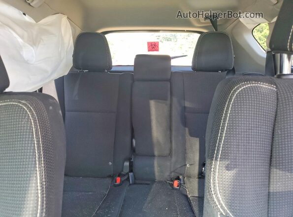 2T3RFREV9GW459869 2016 TOYOTA RAV4 Black Widok tylnych siedzeń