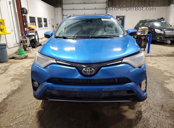 2T3RFREV9HW552263 2017 TOYOTA RAV4 Blue Vista frontal