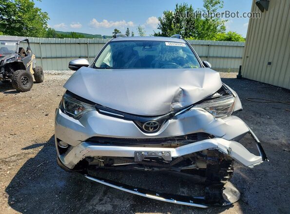 2T3RFREV9HW649849 2017 TOYOTA RAV4 Silver Widok z przodu