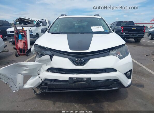 2T3RFREV9JW711837 2018 TOYOTA RAV4 White Սարքավորումների վահանակի տեսք
