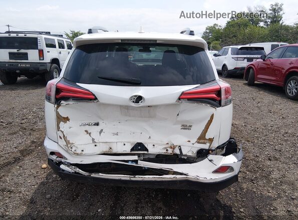 2T3RFREVSHW612944 2017 TOYOTA RAV4 White 