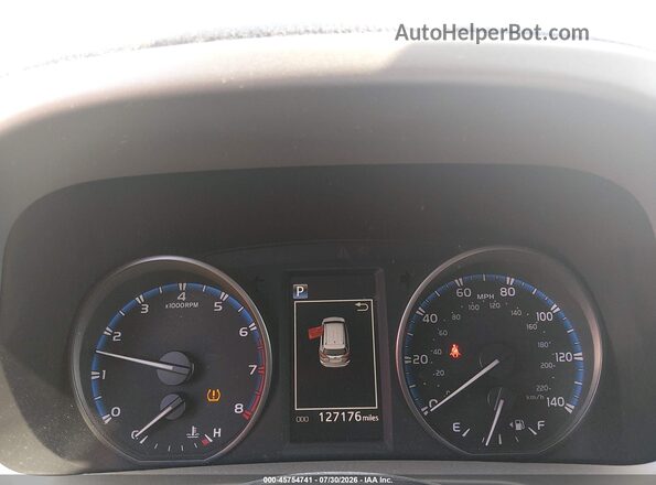 2T3RFREVXHW557004 2017 TOYOTA RAV4 Gray Вид задніх сидінь