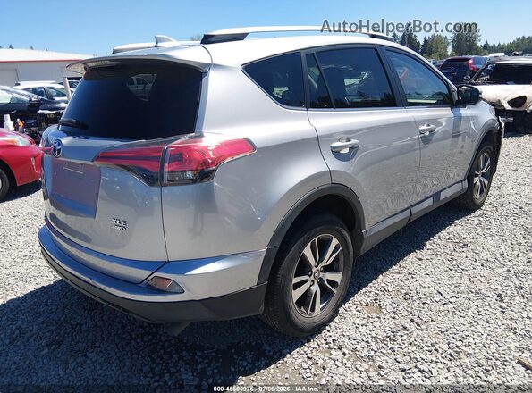 2T3RFREVXHW574255 2017 TOYOTA RAV4 Silver Trasero derecho