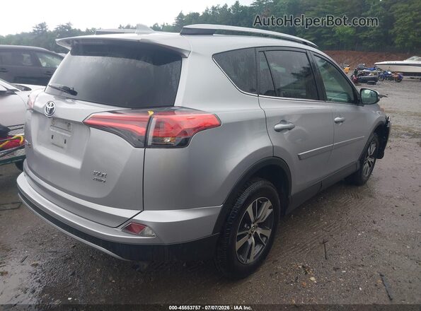 2T3RFREVXHW591363 2017 TOYOTA RAV4 Silver უკანა მარჯვენა