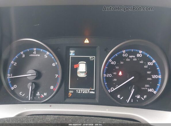 2T3RFREVXHW591363 2017 TOYOTA RAV4 Silver უკანა სავარძლების ხედი