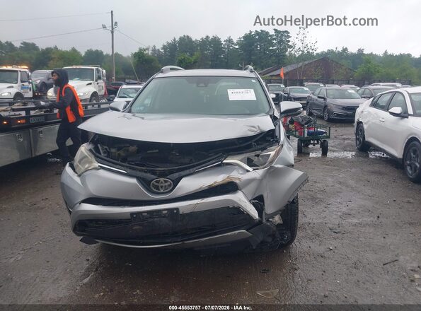 2T3RFREVXHW591363 2017 TOYOTA RAV4 Silver წინა ხედი