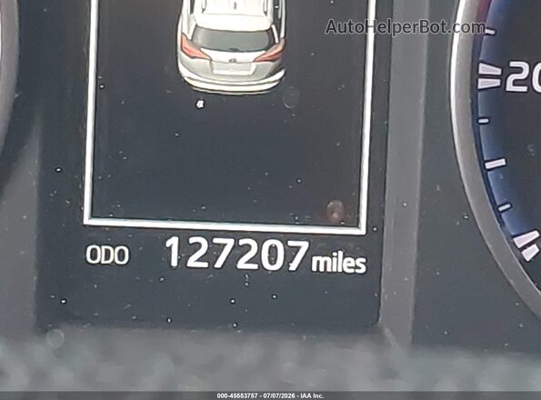 2T3RFREVXHW591363 2017 TOYOTA RAV4 Silver 