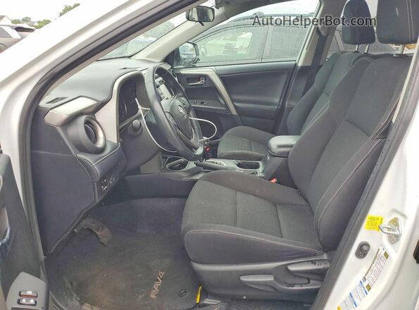 2T3RFREVXJW811266 2018 TOYOTA RAV4 White Front interior view