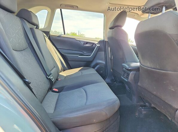 2T3RWRFV0MW122338 2021 TOYOTA RAV4 Серый Вид задней части салона