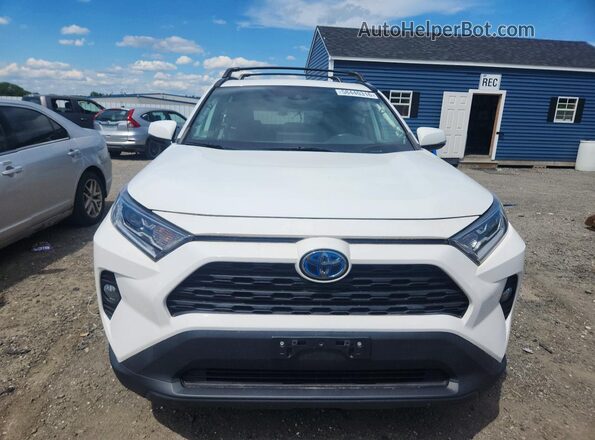 2T3RWRFV2KW002800 2019 TOYOTA RAV4 White Вид спереду