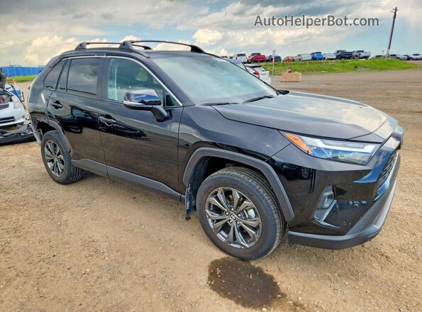 2T3RWRFV4RW236107 2024 TOYOTA RAV4 Black Передня права чверть