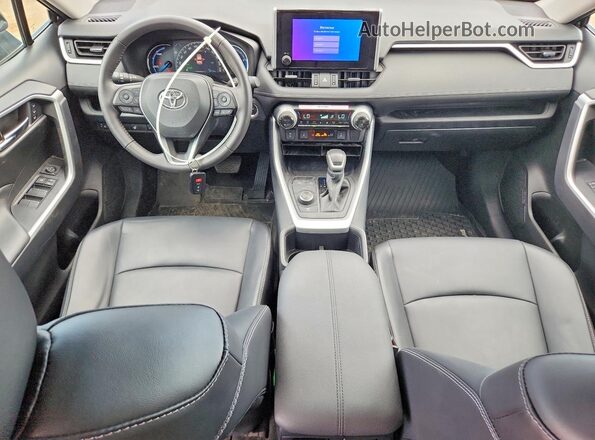 2T3RWRFV4RW236107 2024 TOYOTA RAV4 Black Вид панелі приладів