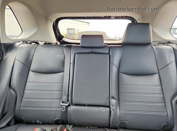 2T3RWRFV4RW236107 2024 TOYOTA RAV4 Black Вид задніх сидінь