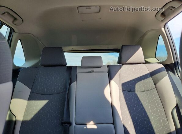 2T3RWRFV4RW248810 2024 TOYOTA RAV4 Серебряный Вид задних сидений