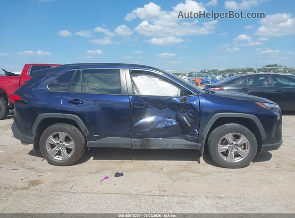 2T3RWRFV5NW141405 2022 TOYOTA RAV4 HYBRID Blue Rear interior view