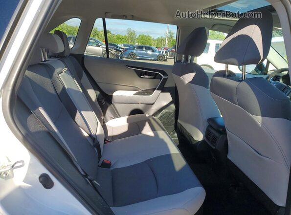 2T3RWRFV5SW265637 2025 TOYOTA RAV4 Белый Вид задней части салона