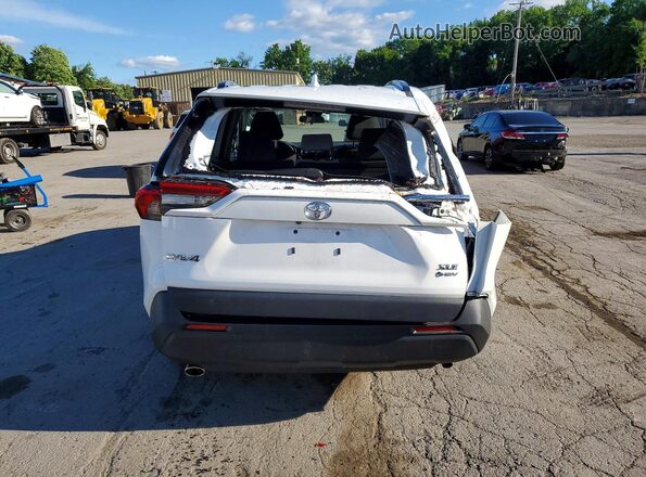 2T3RWRFV5SW265637 2025 TOYOTA RAV4 Белый Вид сзади