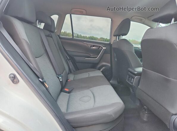 2T3RWRFV5SW270885 2025 TOYOTA RAV4 Белый Вид задней части салона