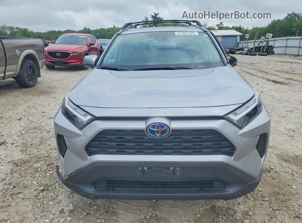 2T3RWRFV8RW246560 2024 TOYOTA RAV4 Серебряный Вид спереди